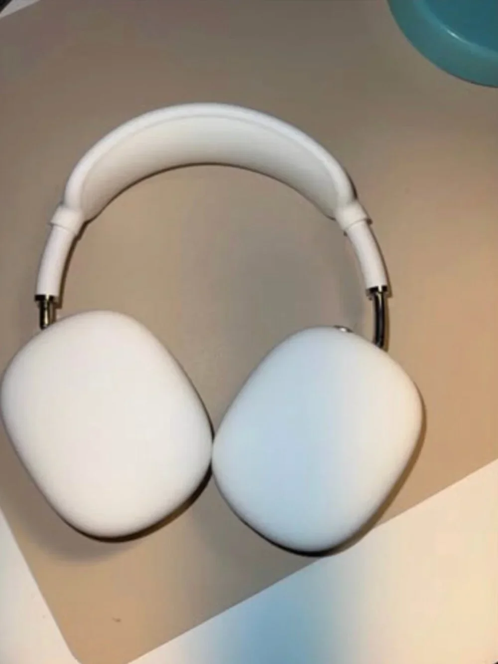 Apple AirPods Max Silver A2096 Genuine Bluetooth Noise Cancelling Headphones